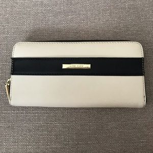 Anne Klein wallet